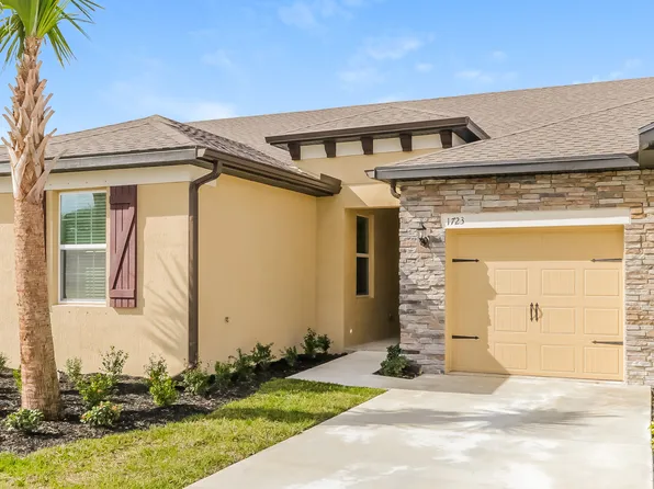 1723 Party Pl, Fort Pierce, FL 34947