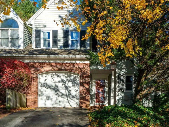 315 N Donnerville Rd, Mountville, PA 17554