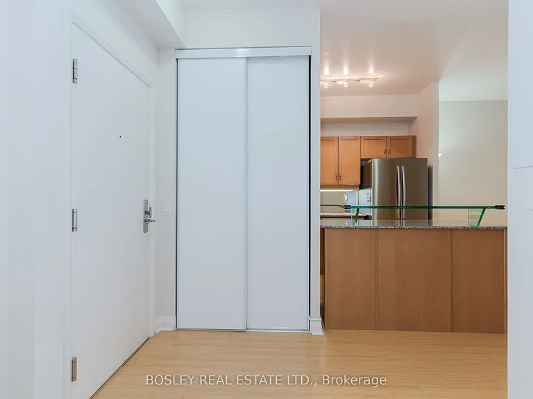 220 Victoria St #803 — Photo 2