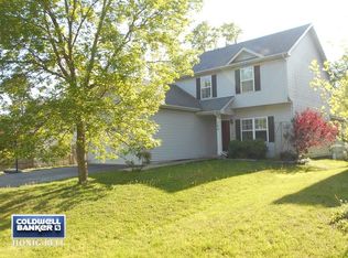 164 N Greenfield Ave, Crystal Lake, IL 60014