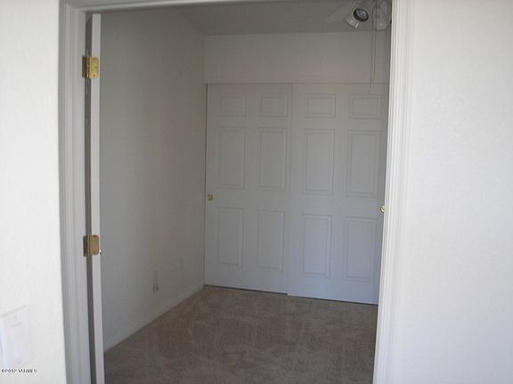 5th image of 915 E Saguaro Dr N