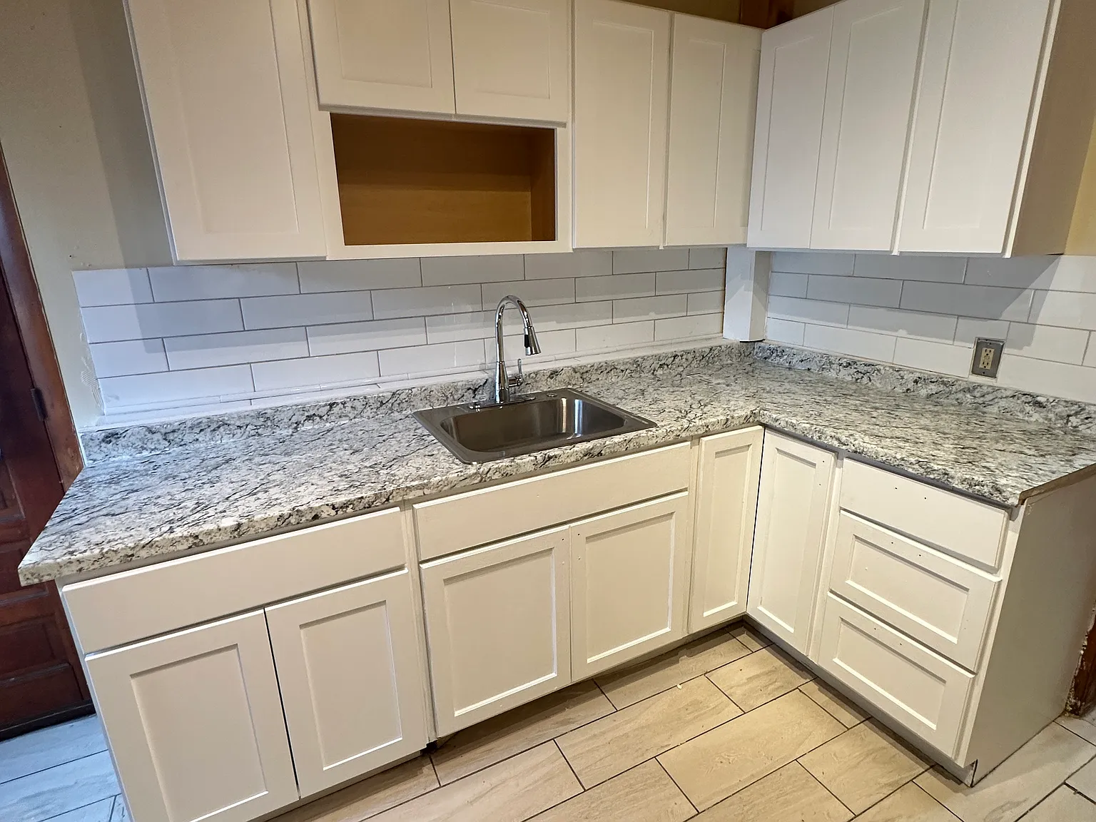 32 Ellsworth Ave — Photo 4