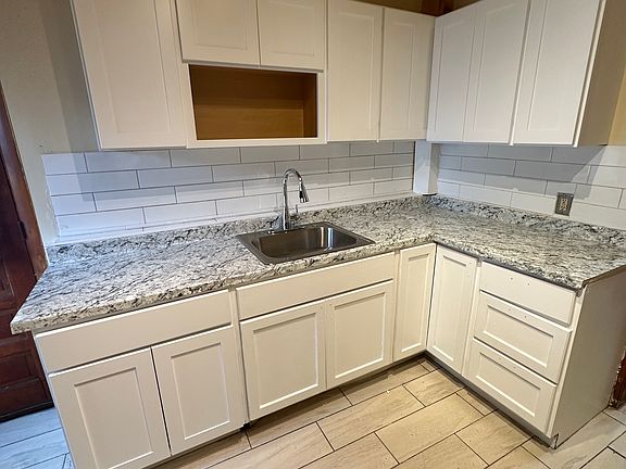 4th image of 32 Ellsworth Ave