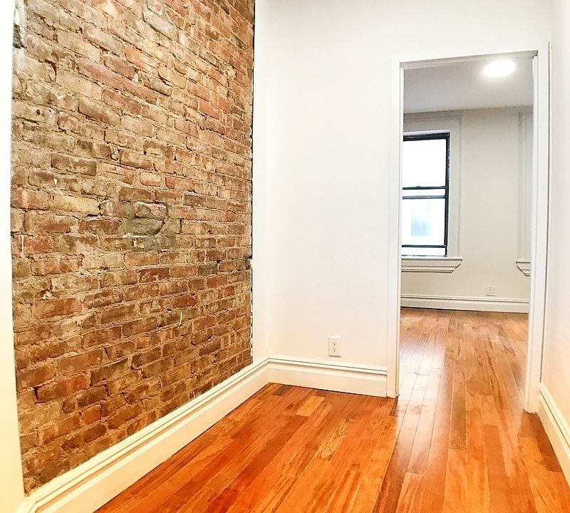 2nd image of 510 E 5th St APT 6