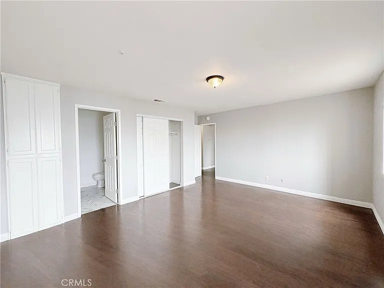 877 S Greenwood Ave — Photo 12