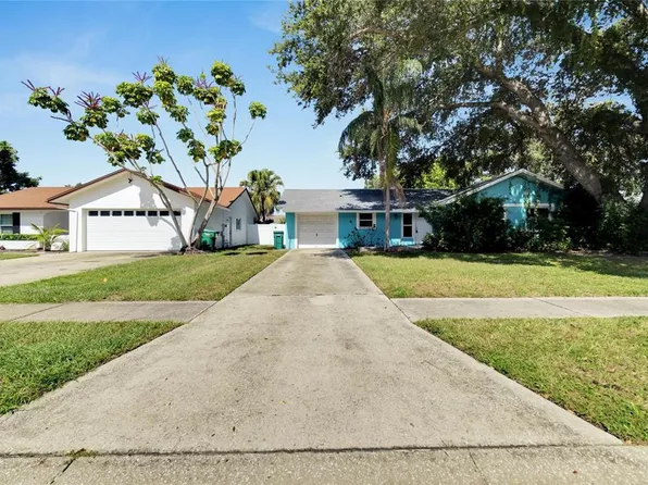 10076 85th St, Seminole, FL 33777