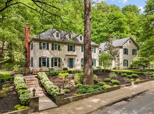8 Way Hollow Rd, Sewickley, PA 15143