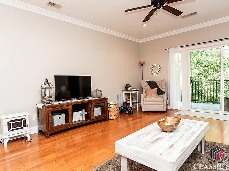 350 Wood Lake Dr #33 — Photo 26