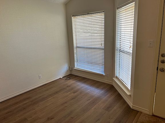 3rd image of 2628 Alcott Ln APT A