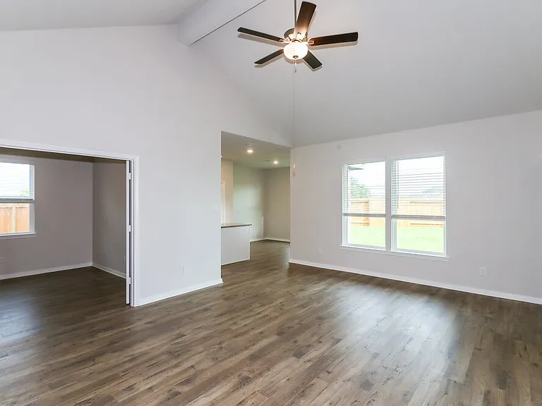 206 Emma Rose Dr — Photo 3