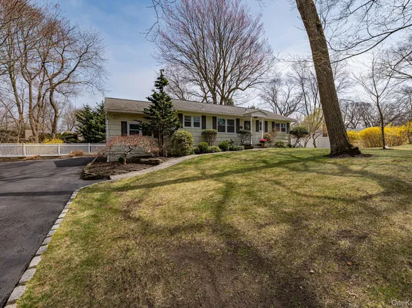 19 Harvard Road, Shoreham, NY 11786