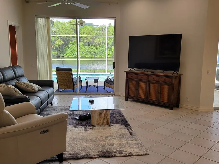 7557 Fairlinks Ct — Photo 12