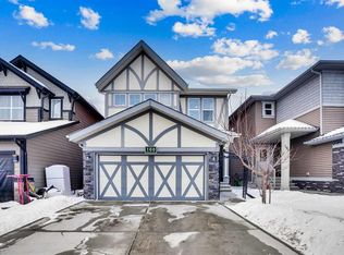 100 NE Kingsbury Close SE, Airdrie, AB T4A 0R3