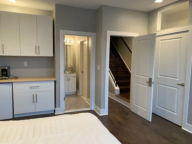 419 N Holly St — Photo 32