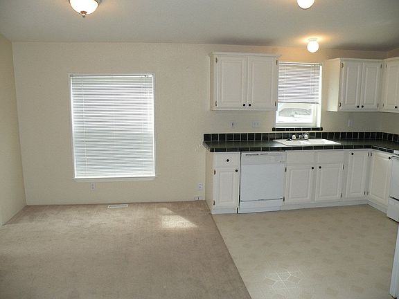 dining room & kitchen