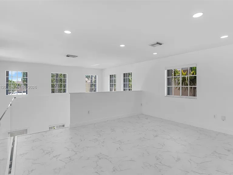 27866 SW 142nd Ave — Photo 12