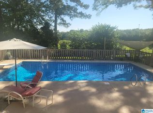 113 Lakeview Cir, Riverside, AL 35135