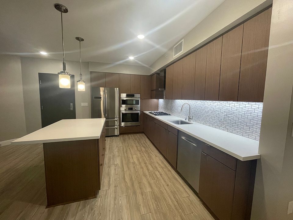 1st image of 1465 Union St #615