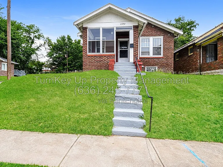6997 Edison Ave — Photo 2