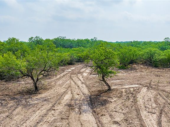 2nd image of 123 N Highway 281