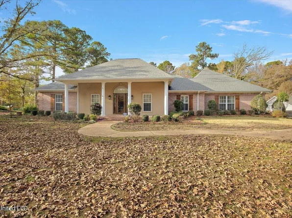 1500 Davis Rd, Terry, MS 39170