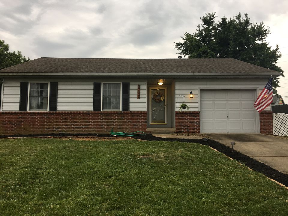 1st image of 2737 Squire Ln