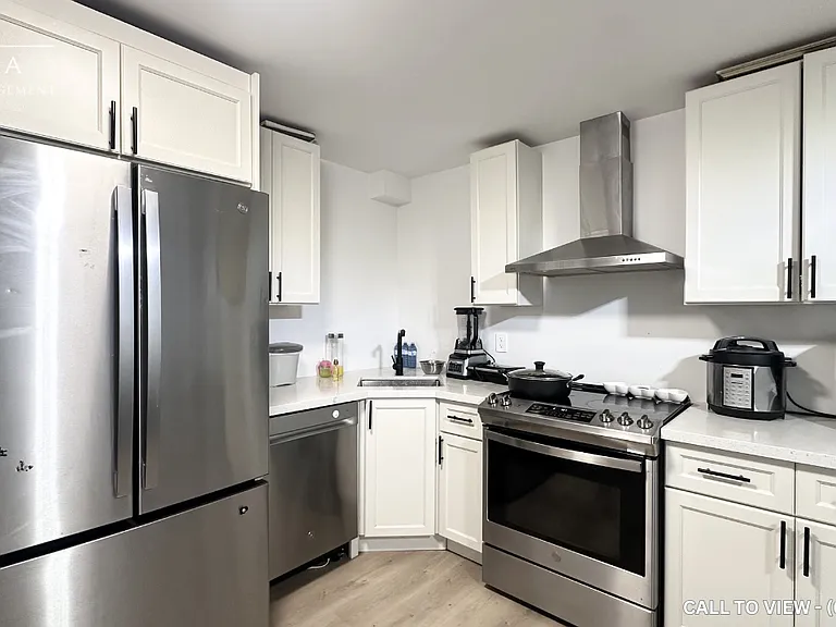1584 Applerock Ave #2 — Photo 2