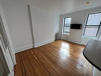 Rented by Best Apartments North Inc