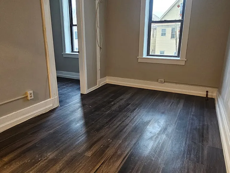 26 Dana Ave — Photo 4