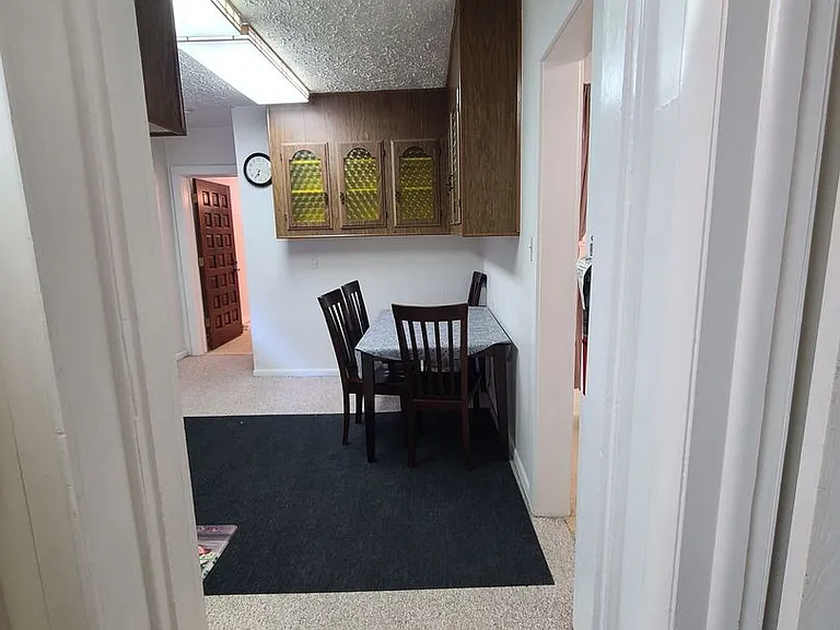 1519 W Hays St — Photo 13