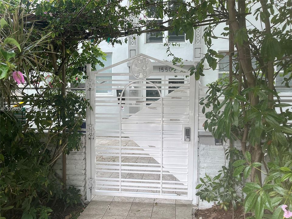 1st image of 1550 Drexel Ave APT 203