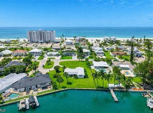 7861 Buccaneer Dr, Fort Myers Beach, FL 33931
