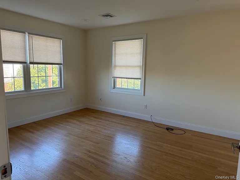 621 E Olive St #2 — Photo 20