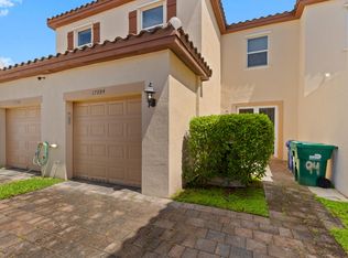 17094 SW 95th Ter, Miami, FL 33196