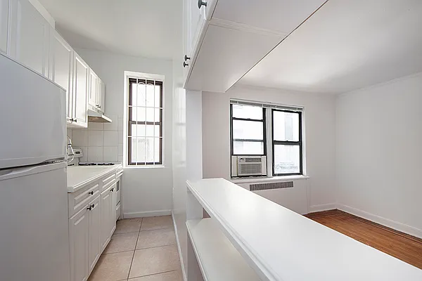 Rented by R New York | media 19