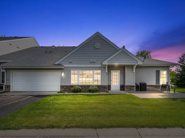 301 Roosevelt St S Unit J, Cambridge, MN 55008