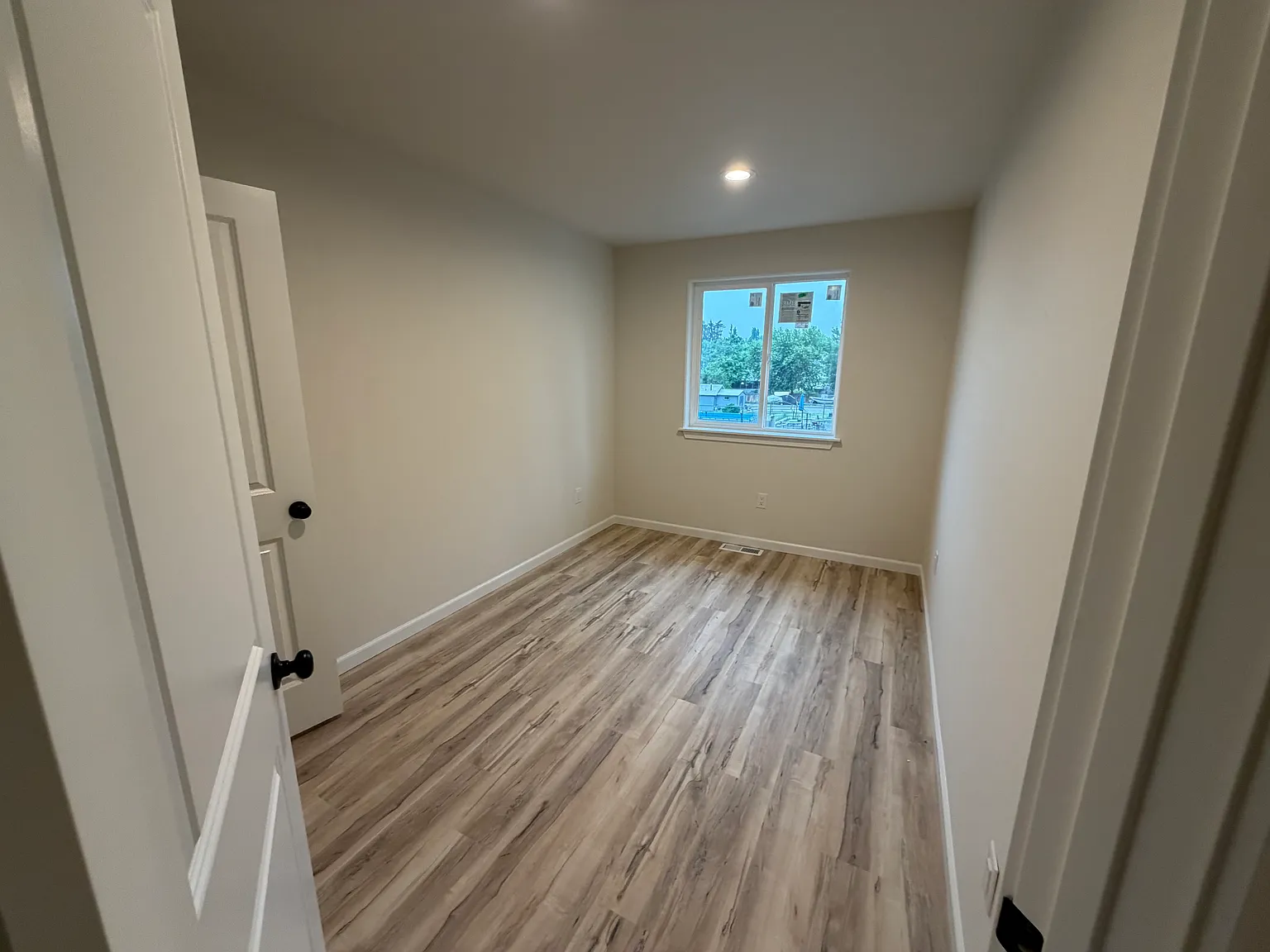 3 bed, 1224 sqft, $2,500 — Photo 2