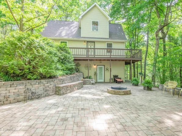 4039 Barb Hollow Rd, Walland, TN 37886
