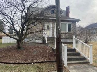 2418 Pine St, Whitehall, PA 18052
