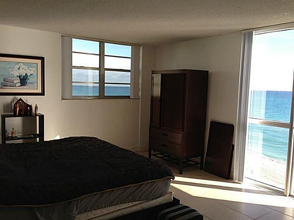 3rd image of 3901 S Ocean Dr APT 9E