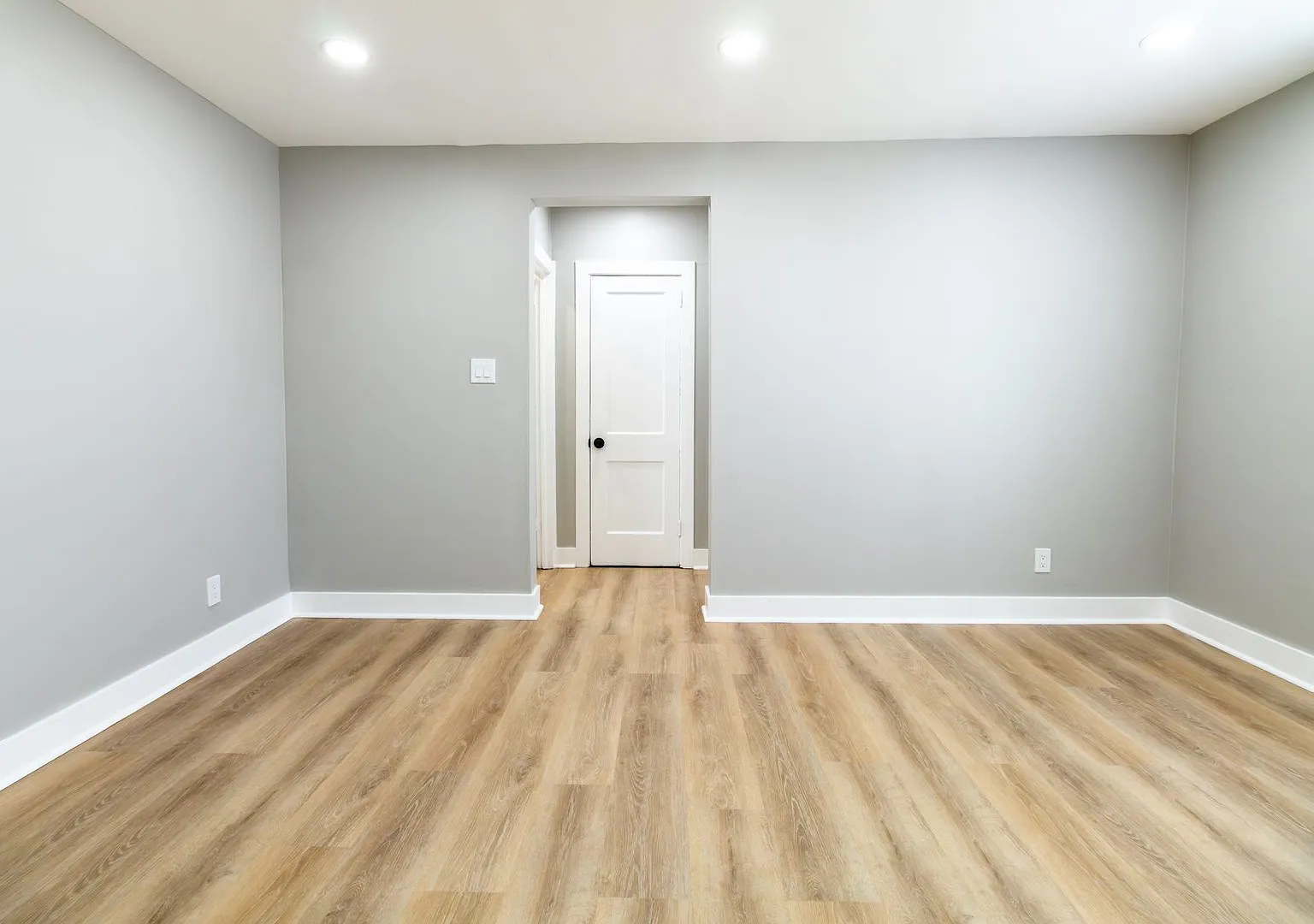 5548 Woodland Ave — Photo 3