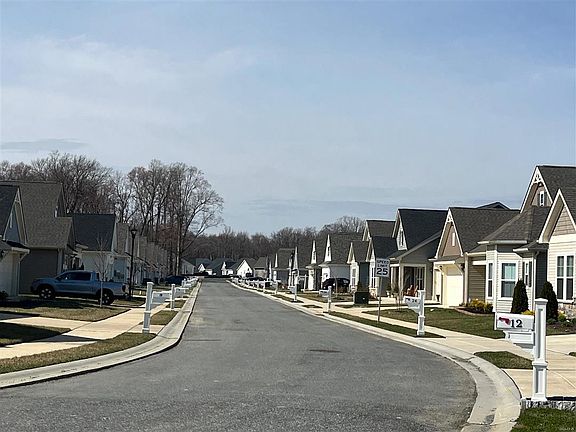5th image of 106 Leander Dr