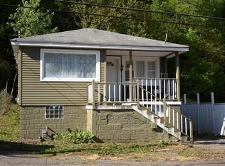 328 Pennsylvania Ave, Colliers, WV 26035