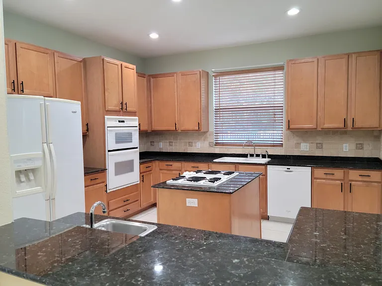 Kitchen anf Appliances