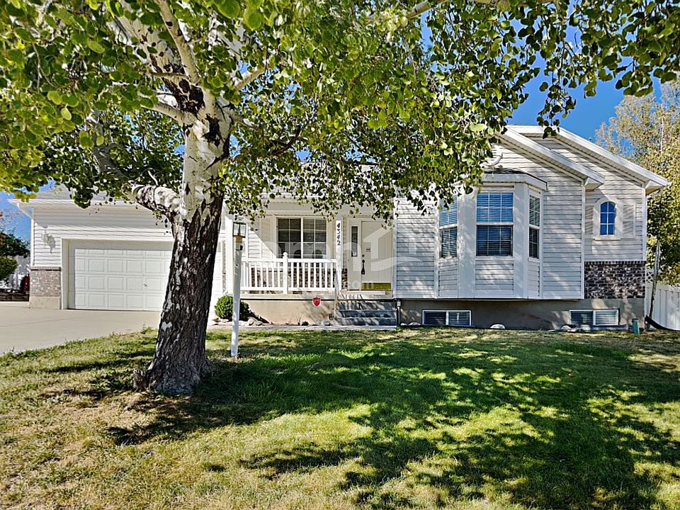1st image of 4342 S Jocelyn Way