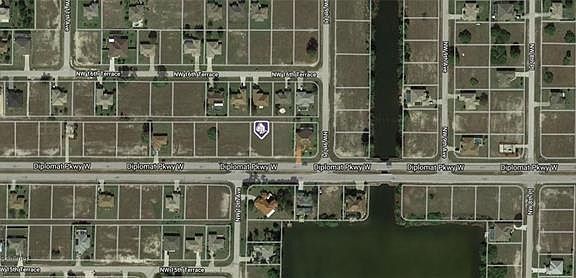 3rd image of 929 Diplomat Pkwy W