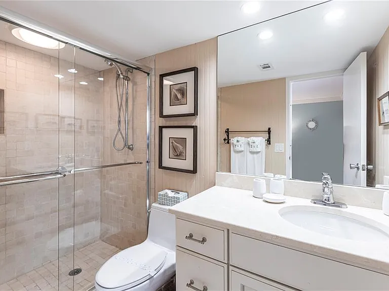 1055 W Peppertree Dr #703AA — Photo 22