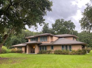 1729 Fats Ln, Dover, FL 33527