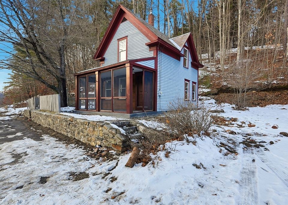 1st image of 62 E Main St