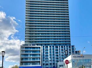 5858 Yonge St #2425, Toronto, ON M2M 3T3